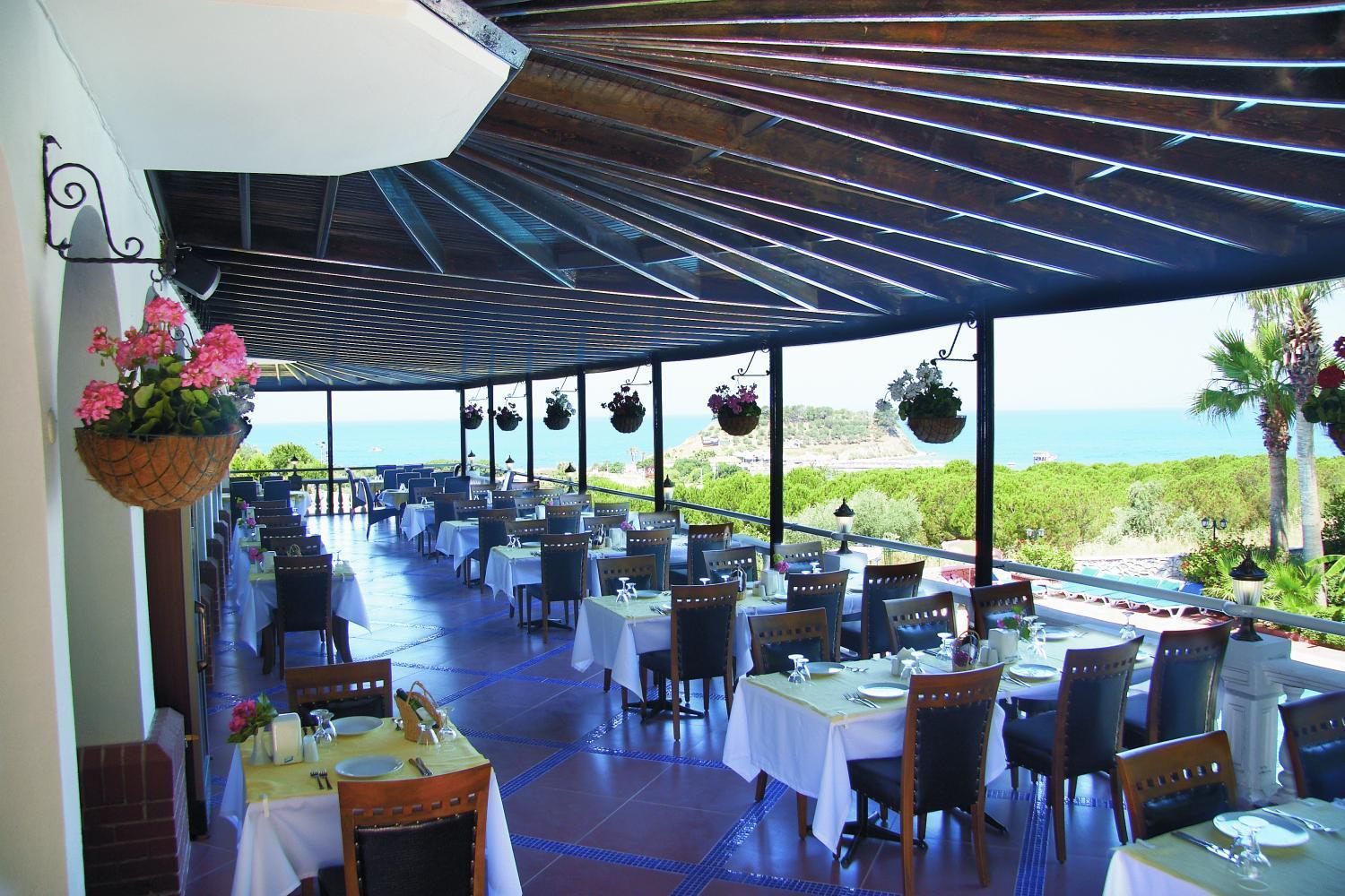 Altinsaray Hotel Kuşadası Ngoại thất bức ảnh