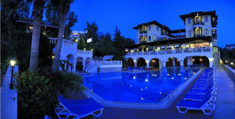Altinsaray Hotel Kuşadası Ngoại thất bức ảnh